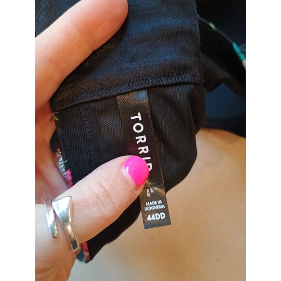 Torrid Perfect Coverage Lightly Lined Smooth Bra Baby Floral Rich Black 44DD - Picture 4 of 7